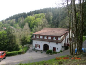 B&B/ chambres d'hôtes Goutte à Goutte in de Vogezen. Heerlijk wandelen al direct vanuit de B&B.